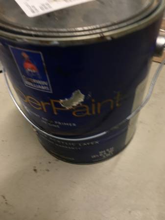 5 one gallon containers of paint