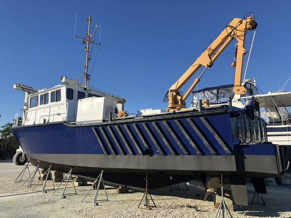 Buoy Tender with Crane