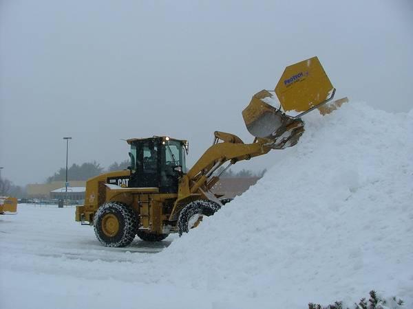 ???SNOW PLOW DRIVERS?EQUIPMENT OPERATORS?SNOW SHOVELERS WANTED