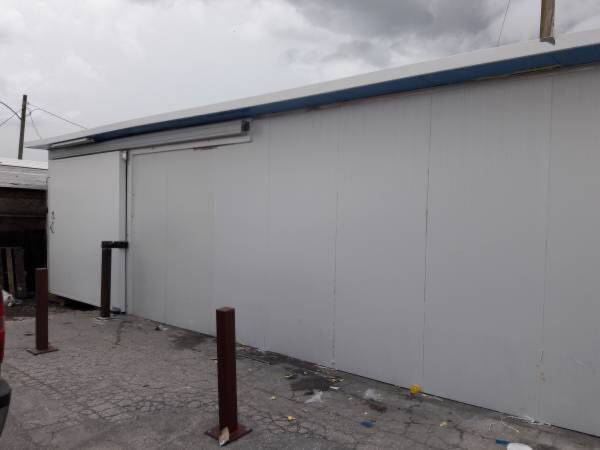 imp insulated metal panels frrezers doors