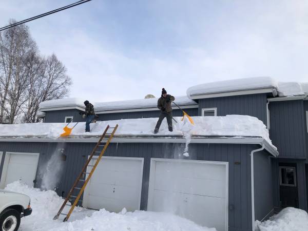 Roof snow removal