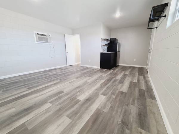 Studio Apartment Available in Hollis, OK