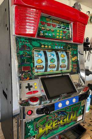 QUARTER / TOKEN FISHING SLOT MACHINE, MANUAL