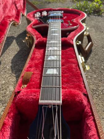 2020 Gibson Les Paul Modern Sparkling Burgundy & beautiful Ebony Trade