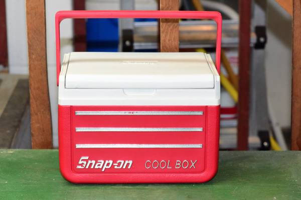 Snap On Cool Box small Ice Chest