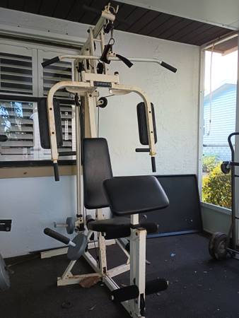 Powerhouse complete gym set with bench and 200 lb of weight