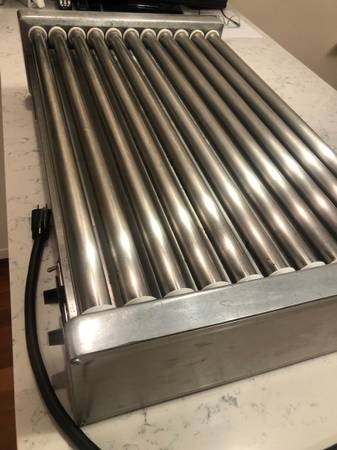 AMF Wyott Commercial Hot Dog Cooker Hotrod Rockatube Grill HR-40. Older unit bu