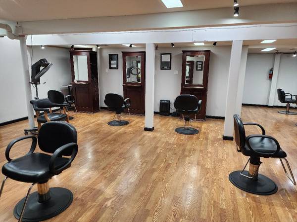 Looking for HairStylists – Open Booth Rentals – $95/Wk