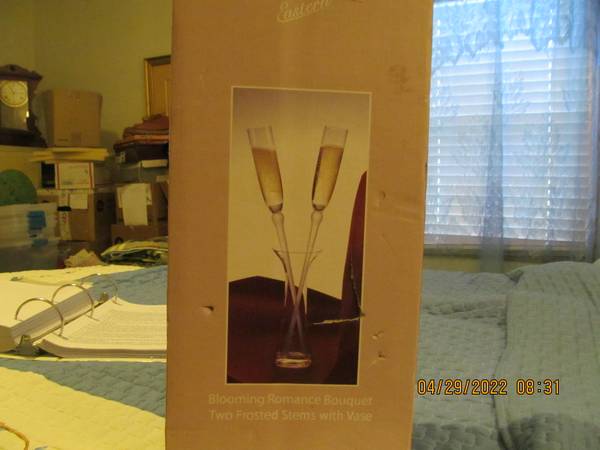 Set of toasting glasses Blooming Romance trio