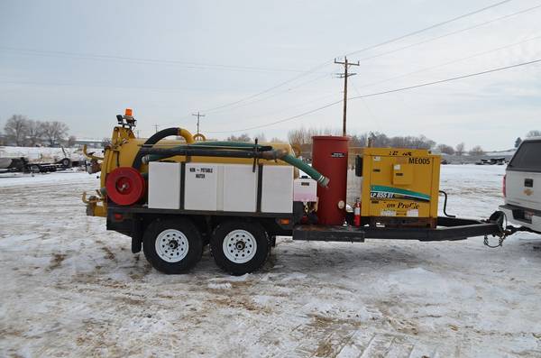 2012 Vac Tron LP855DT 800 gallon tank, 1,199 hours