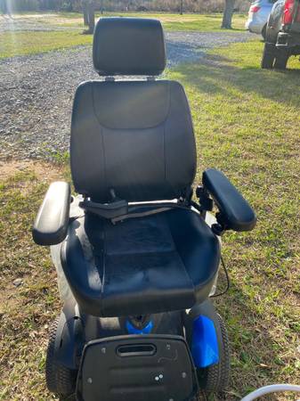 Drive titan power chair