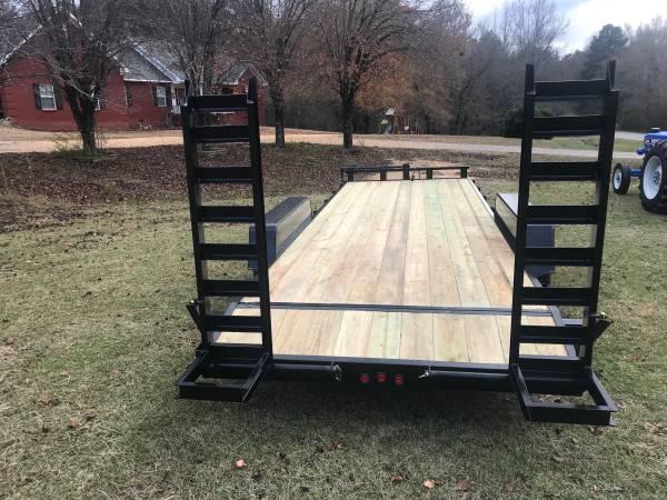 New! 22 foot equipment trailer (14K)