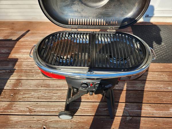 Coleman Roadtrip Grill