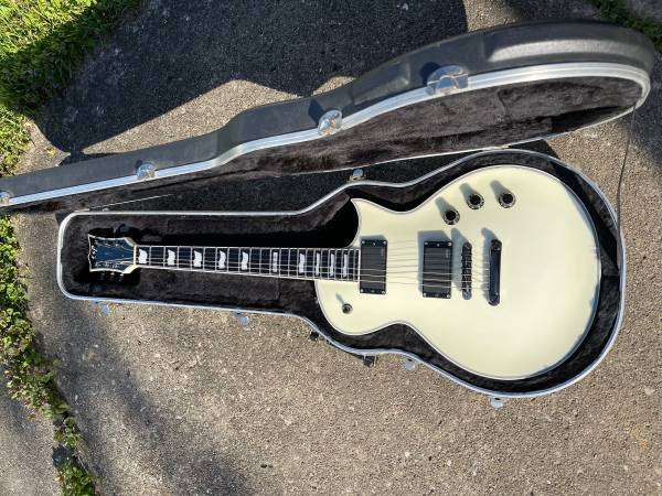 ESP Eclipse Snow White w/Blk Hardware & EMG Pickups MIJ Japan TradesOk