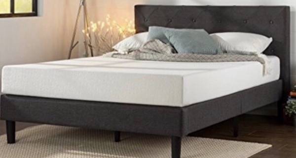 King Platform BED & King Cool Gel MEMORY FOAM MATTRESS-New in BOX