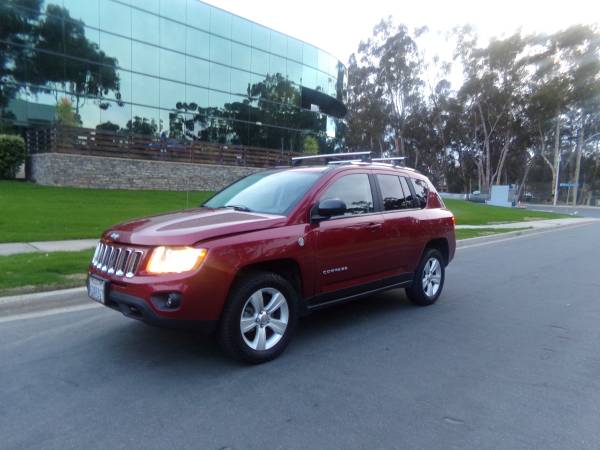 2012 JEEP COMPASS LATITUDE SPORT——DEALER SPECIAL——-ONE OWNER–