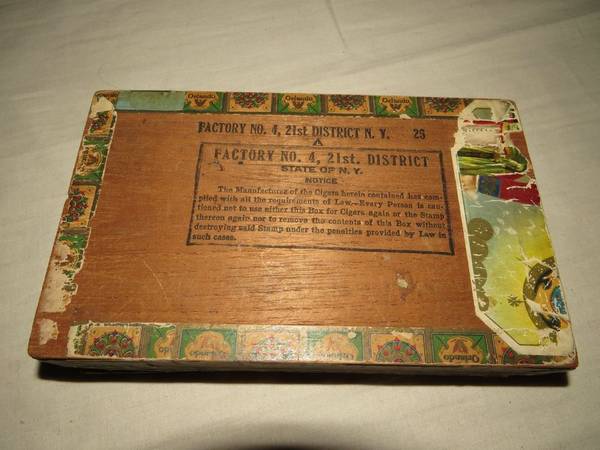 Vintage Wooden Orlando Cigar Box