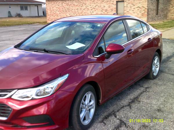 2018 CHEVY CRUZE LT–1 OWNER–18K MILES-40MPG-HTD SEATS-REMOTE