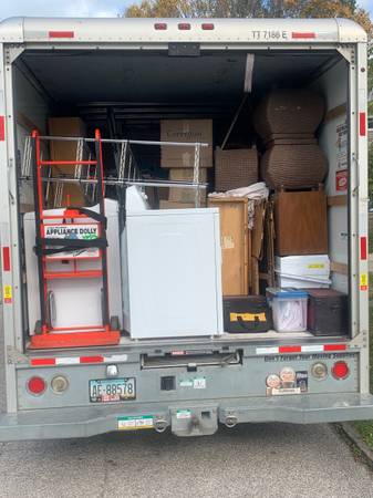 PROFESSIONAL MOVERS/LOAD/UNLOAD UHAUL/LOCALS/BEST PRICES POSSIBLE