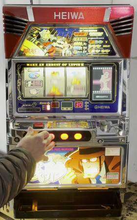 QUARTER / TOKEN LUPIN SLOT MACHINE, MANUAL