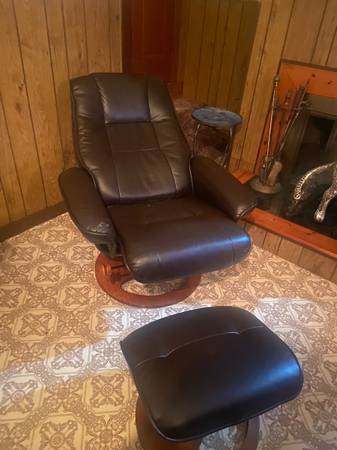 Reclining couch and chair