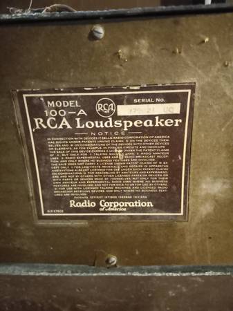 Radio 2 RCA, A-100 radio speaker cabinets