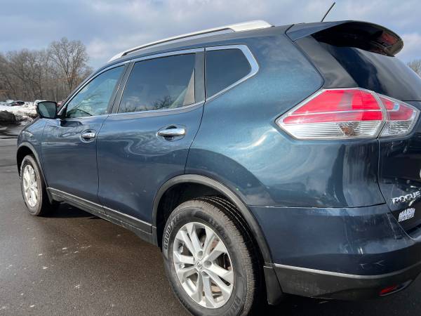 2016 Nissan Rogue SV AWD