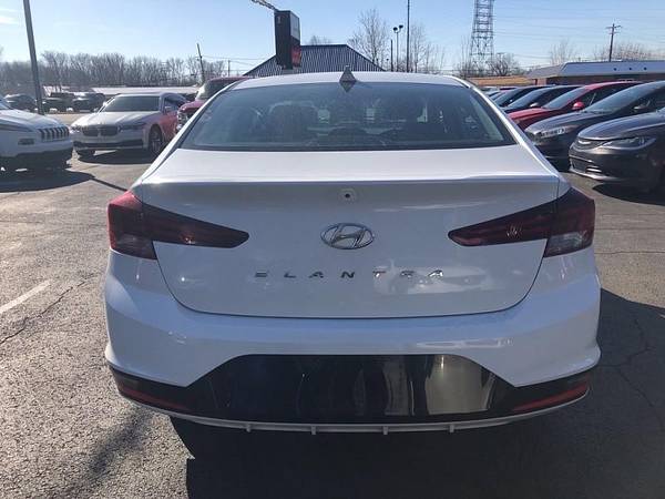 2019 Hyundai Elantra 4d Sedan SEL DC LOW PRICES CALL NOW!!