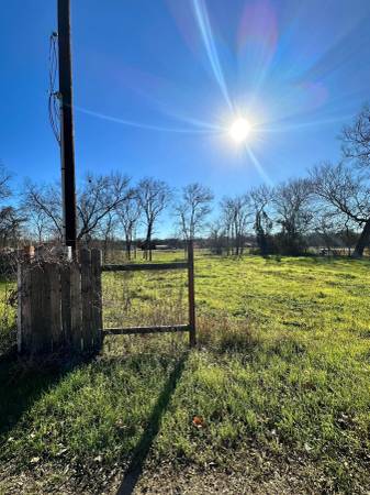 Owner Finance: Luling Land for Sale