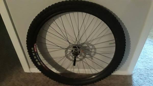 WTB Speed Disc 29 Front Wheel + extras