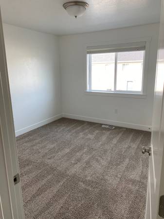 429 N 2650 W Unit E