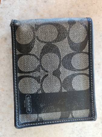 mens coach wallet