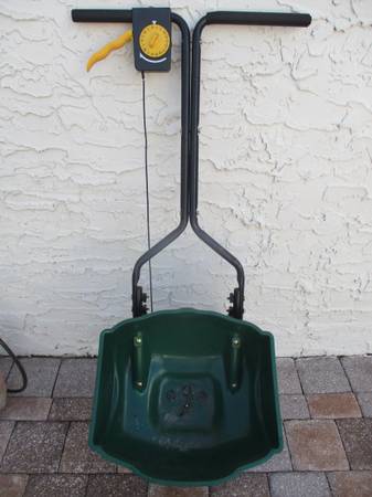 Expert Gardener Standard Drop Fertilizer Spreader