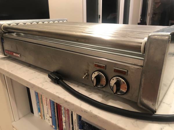 AMF Wyott Commercial Hot Dog Cooker Hotrod Rockatube Grill HR-40. Older unit bu