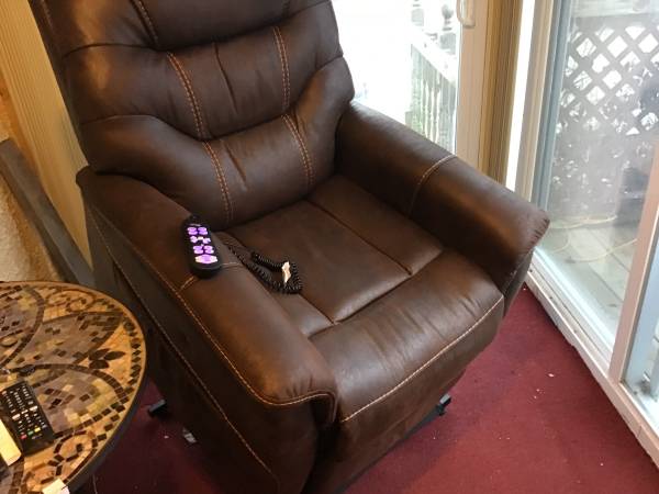 UltraComfort Power Lift & Recline Chair