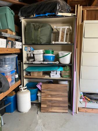 4 metal storage cabinets