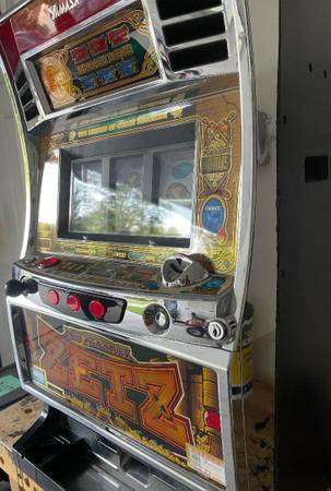 QUARTER / TOKEN NEO PHAROAH ZETZ SLOT MACHINE, MANUAL