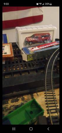 TRAIN SETS AND ACCESSORIES