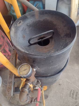 Pressure Pot Sandblaster