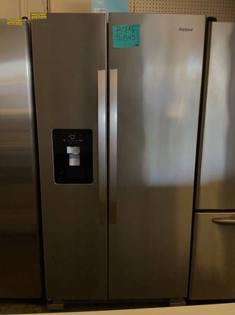 SAMSUNG STOVE AND WHIRLPOOL FRIDGE