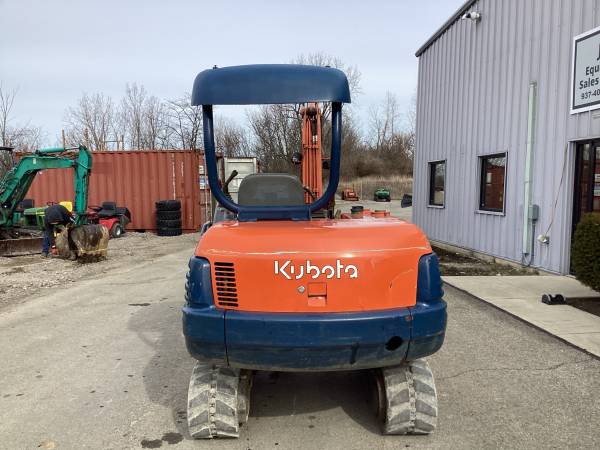 Kubota KH-O30 mini excavator thumb buckets