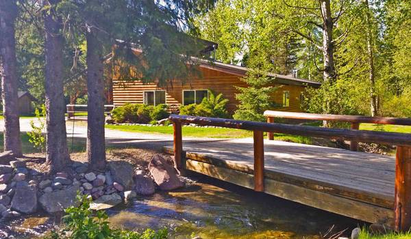 Glacier Park Log Cabin 8-12-8-19 $171