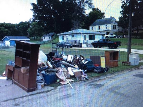 Junk Trash Removal & Property Clean Out At The Best Rates In Town