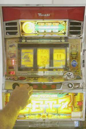 QUARTER / TOKEN NEO PHAROAH ZETZ SLOT MACHINE, MANUAL