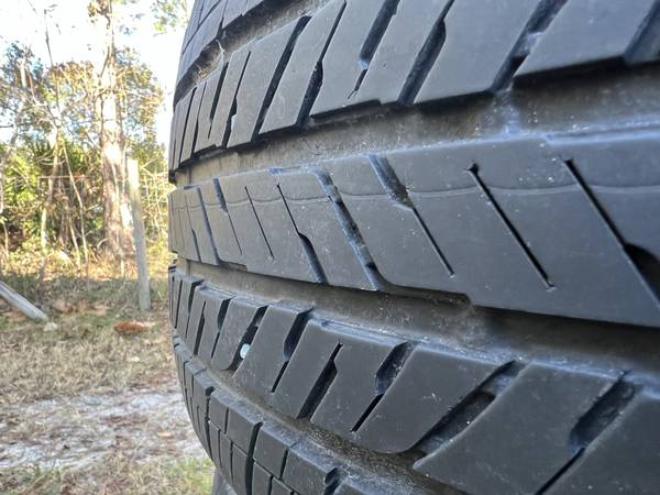 JEEP WRANGLER WHEELS AND TIRES