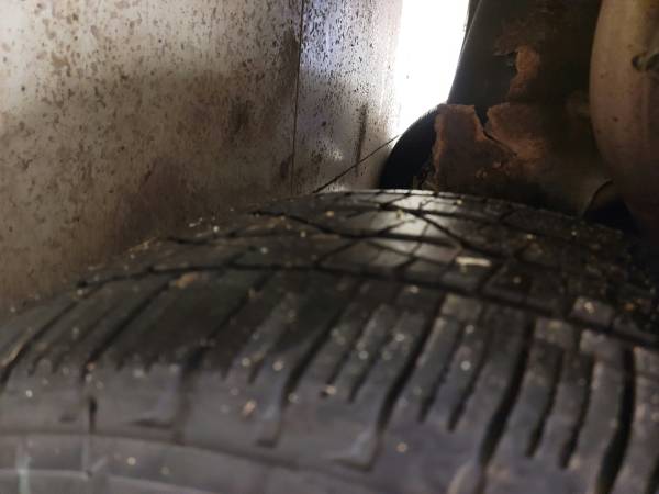 Jeep Grand Cherokee Wheels and Tires 1999 to 2004