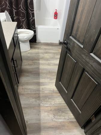 install Vinyl flooring