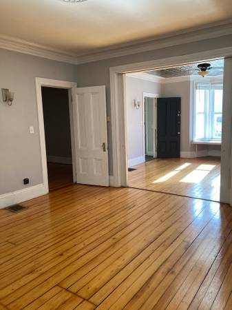 Gorgeous East Side Apartment Available