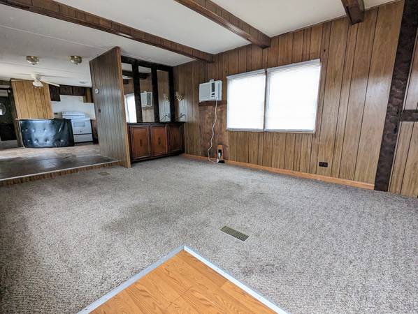 2 bedroom, 2 bath mobile home RTO