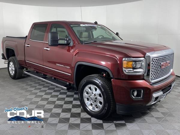 2015 GMC Sierra 2500HD Diesel 4×4 4WD Truck Denali Crew Cab